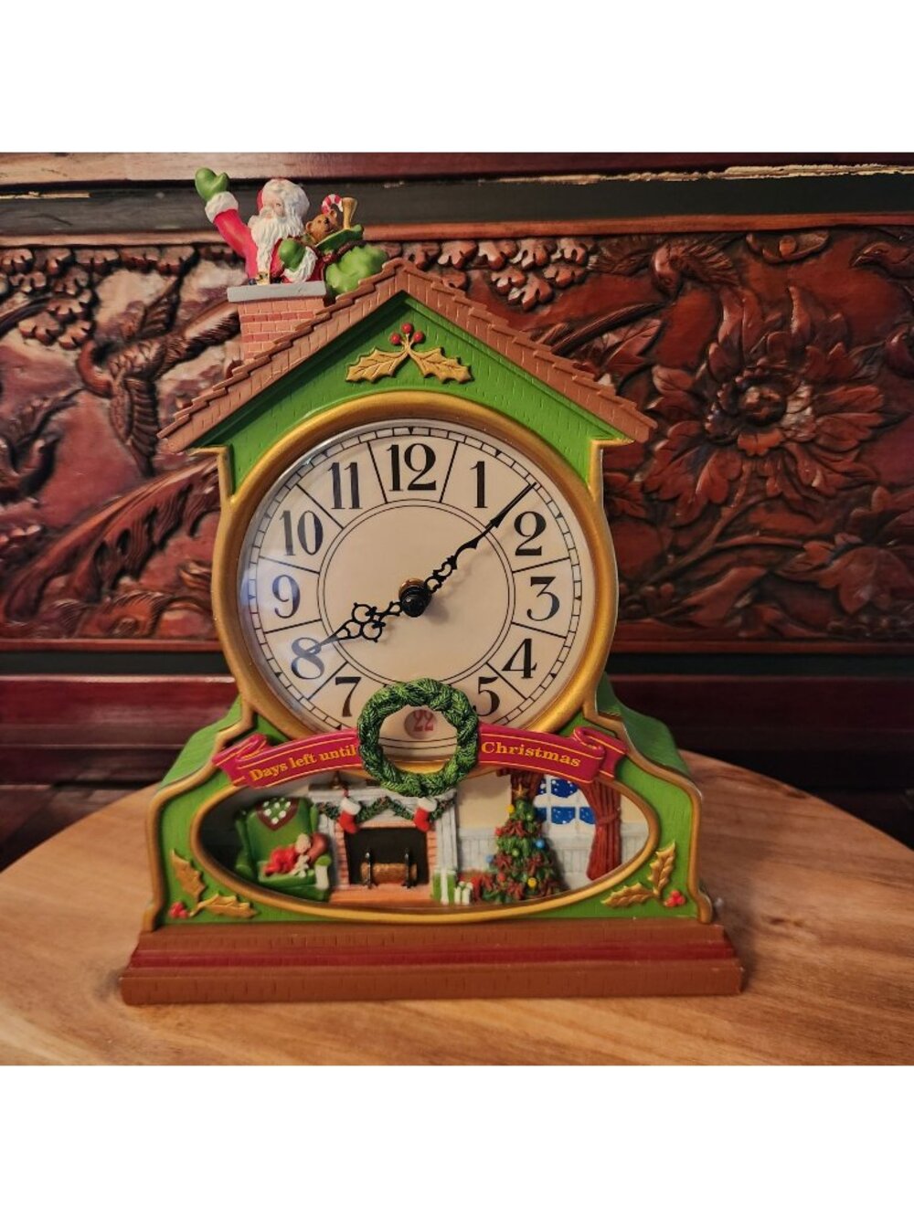 2007 Christmas Countdown Clock with Festive Fireplace Scene & Santa Figure